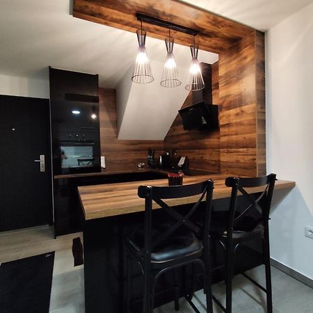 Oniks Apartment Lipik Екстериор снимка